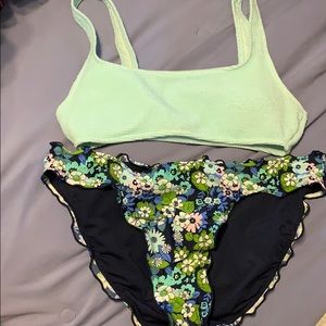 Like New Aerie Bikini Set